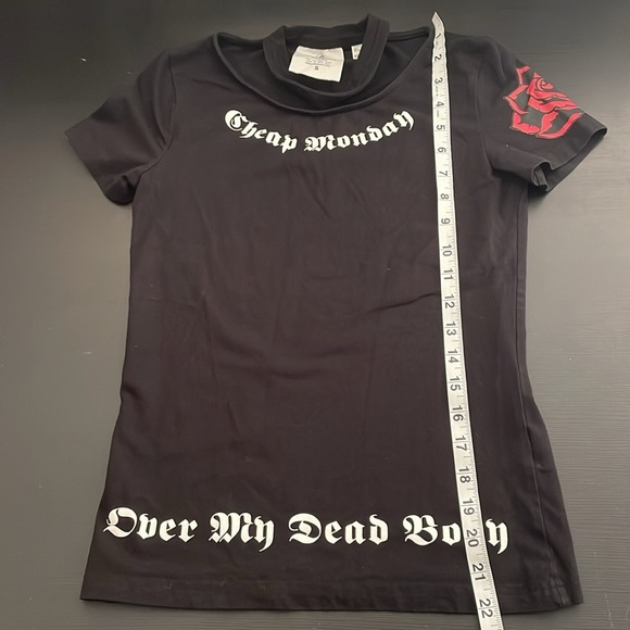 Y2K cheap Monday black tee size S - Picture 7 of 8
